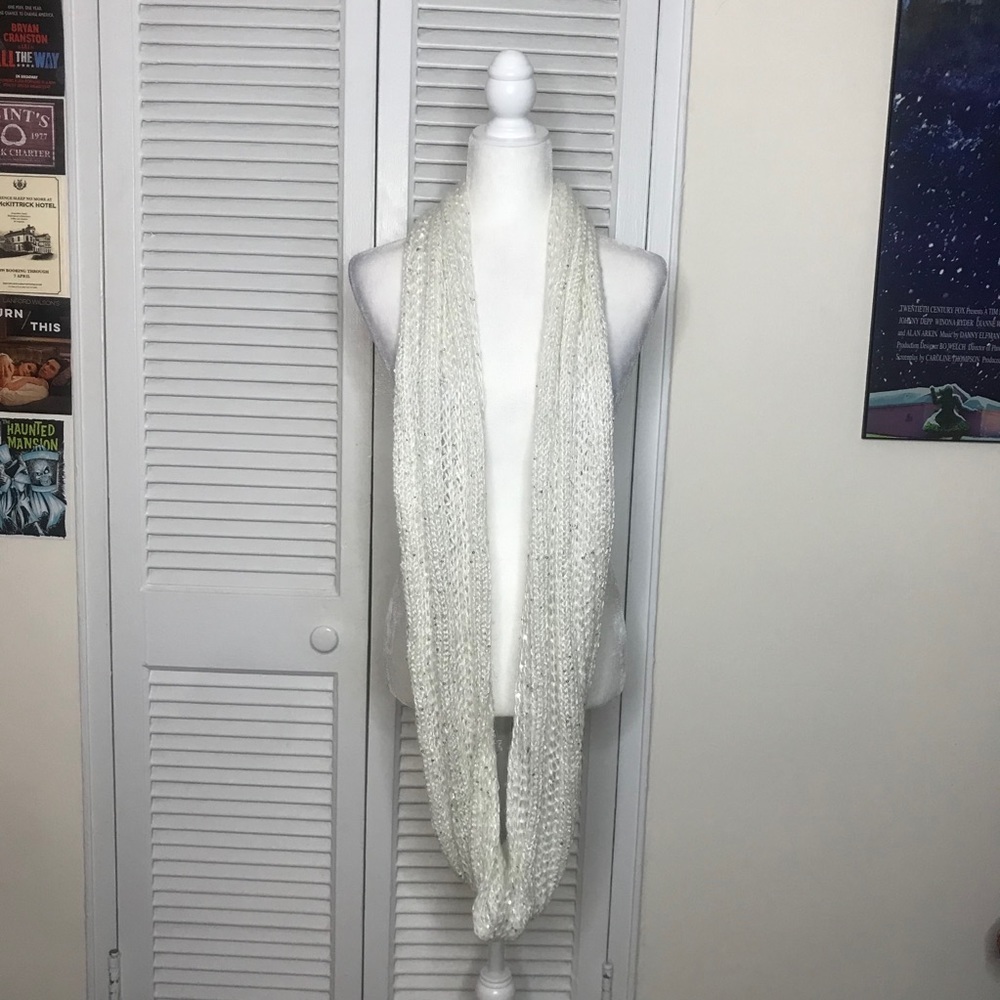NWOT White Knit Infinity Scarf by Mixit - Picture 2 of 4